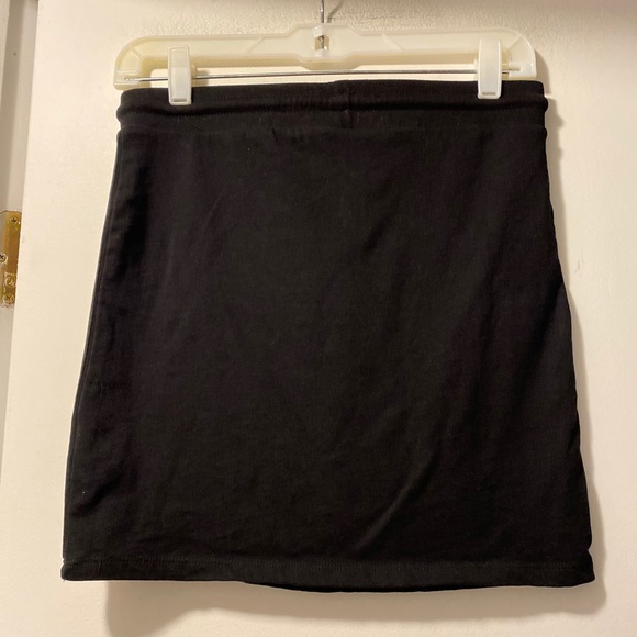 ⚫️ - Zara Trafaluc mini skirt - small - drawstring - Picture 4 of 6